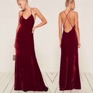 Reformation NWT Rimini Red Velvet Maxi Dress✨